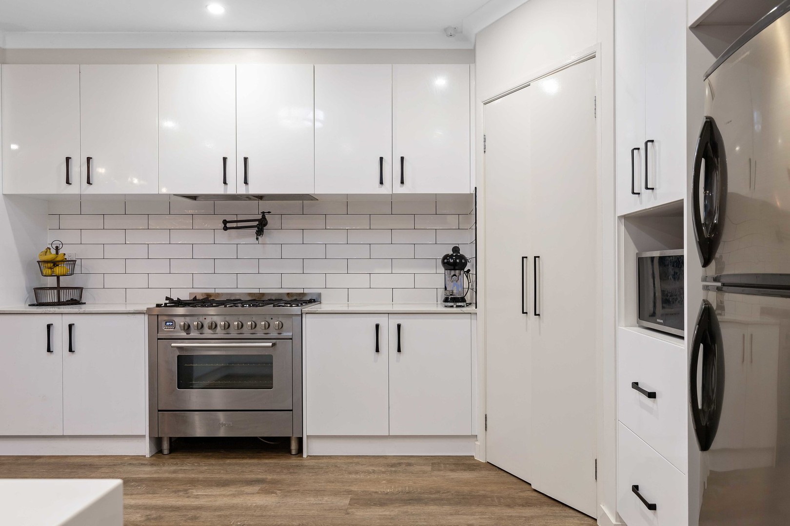 21 Grandview Crescent, Hillside, VIC 3037, Hillside - Thumbnail 5