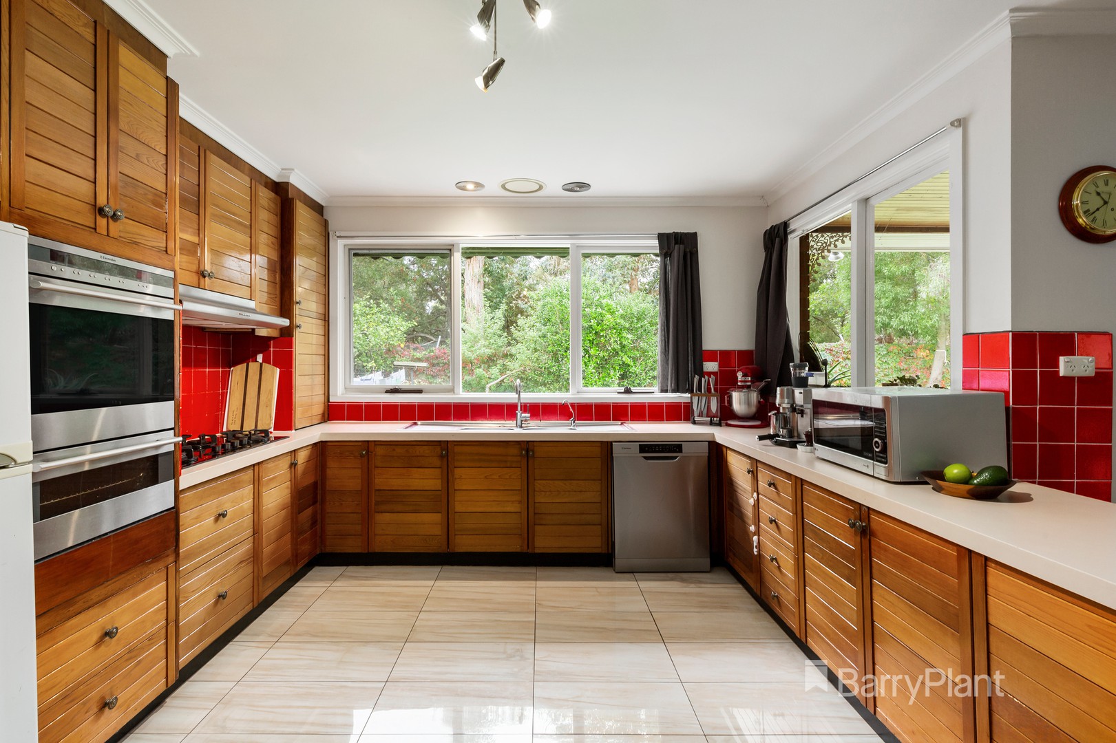 21 Greenwoods Close, Dingley Village, VIC 3172, Dingley Village - Thumbnail 5
