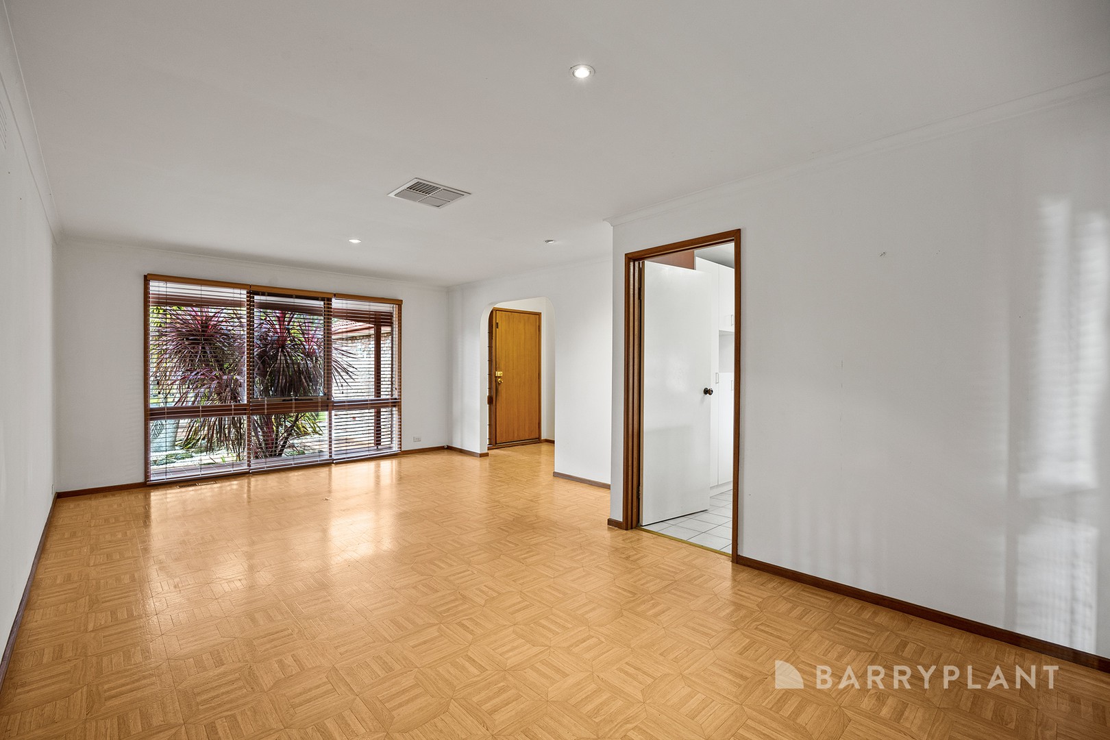21 Grove End Road, Endeavour Hills, VIC 3802, Endeavour Hills - Thumbnail 4