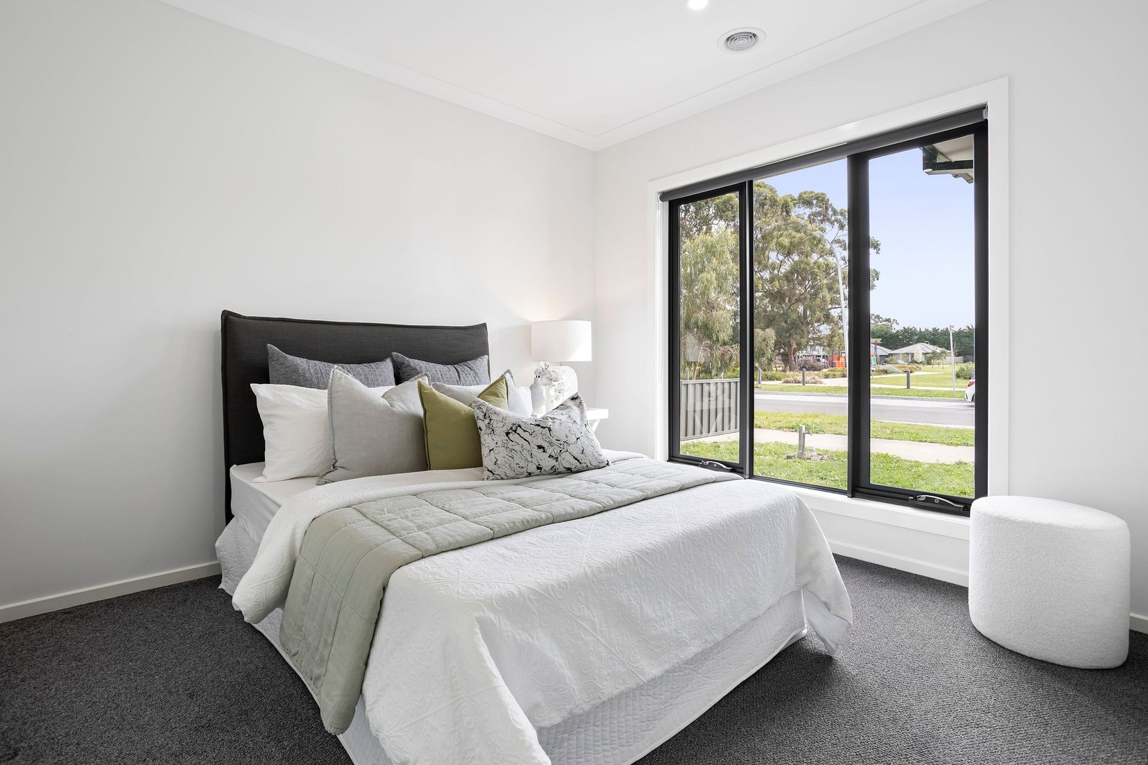21 Hallcroft Road, Greenvale, VIC 3059, Greenvale - Thumbnail 8