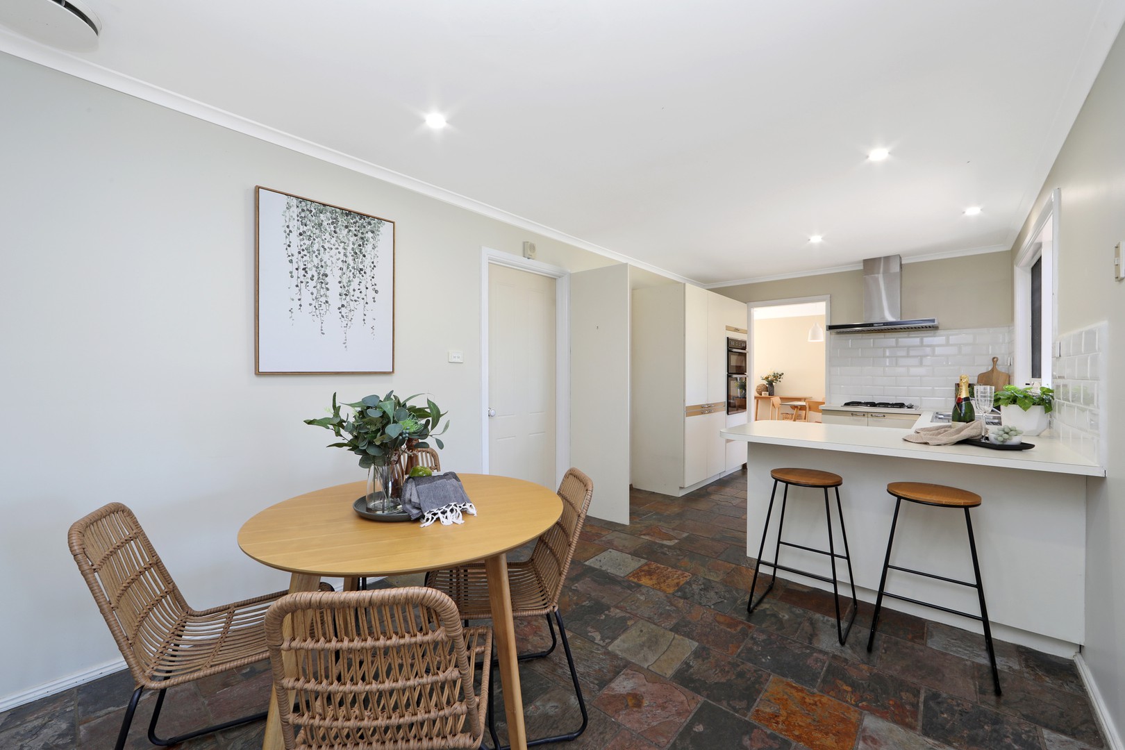 21 Halsbury Drive, Rowville, VIC 3178, Rowville - Thumbnail 5