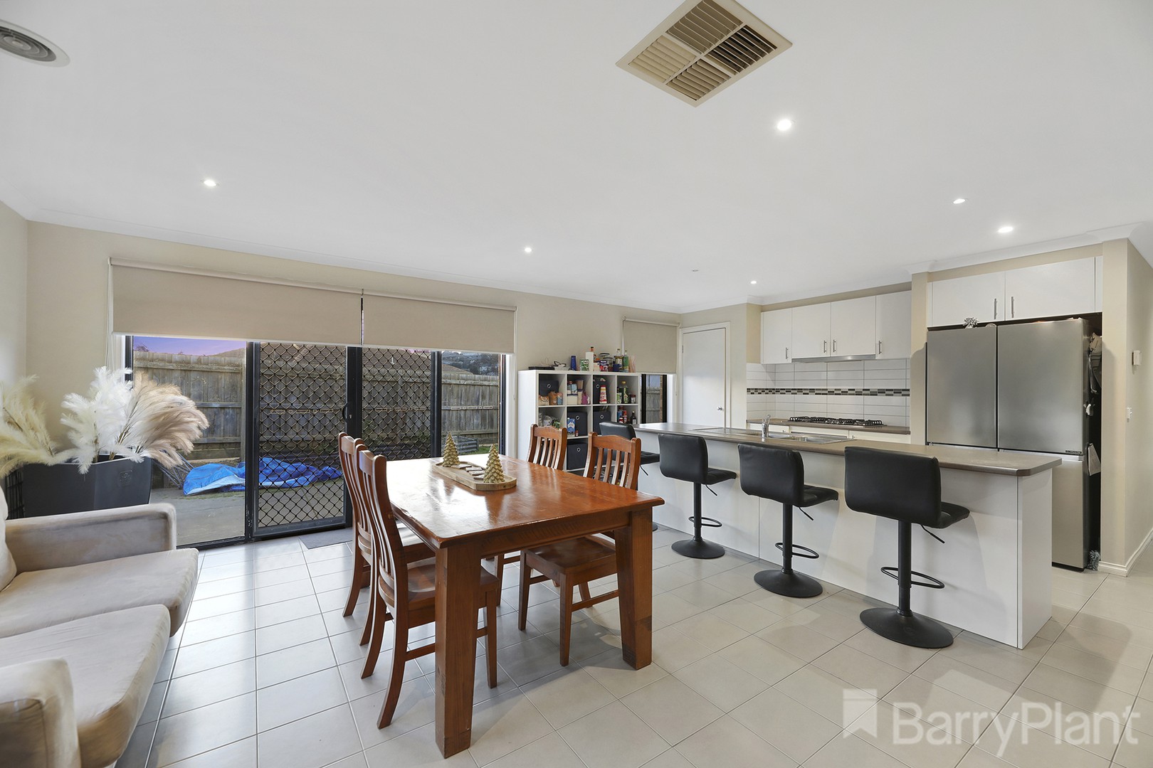 21 Harmon Drive, Drouin, VIC 3818, Drouin - Thumbnail 3