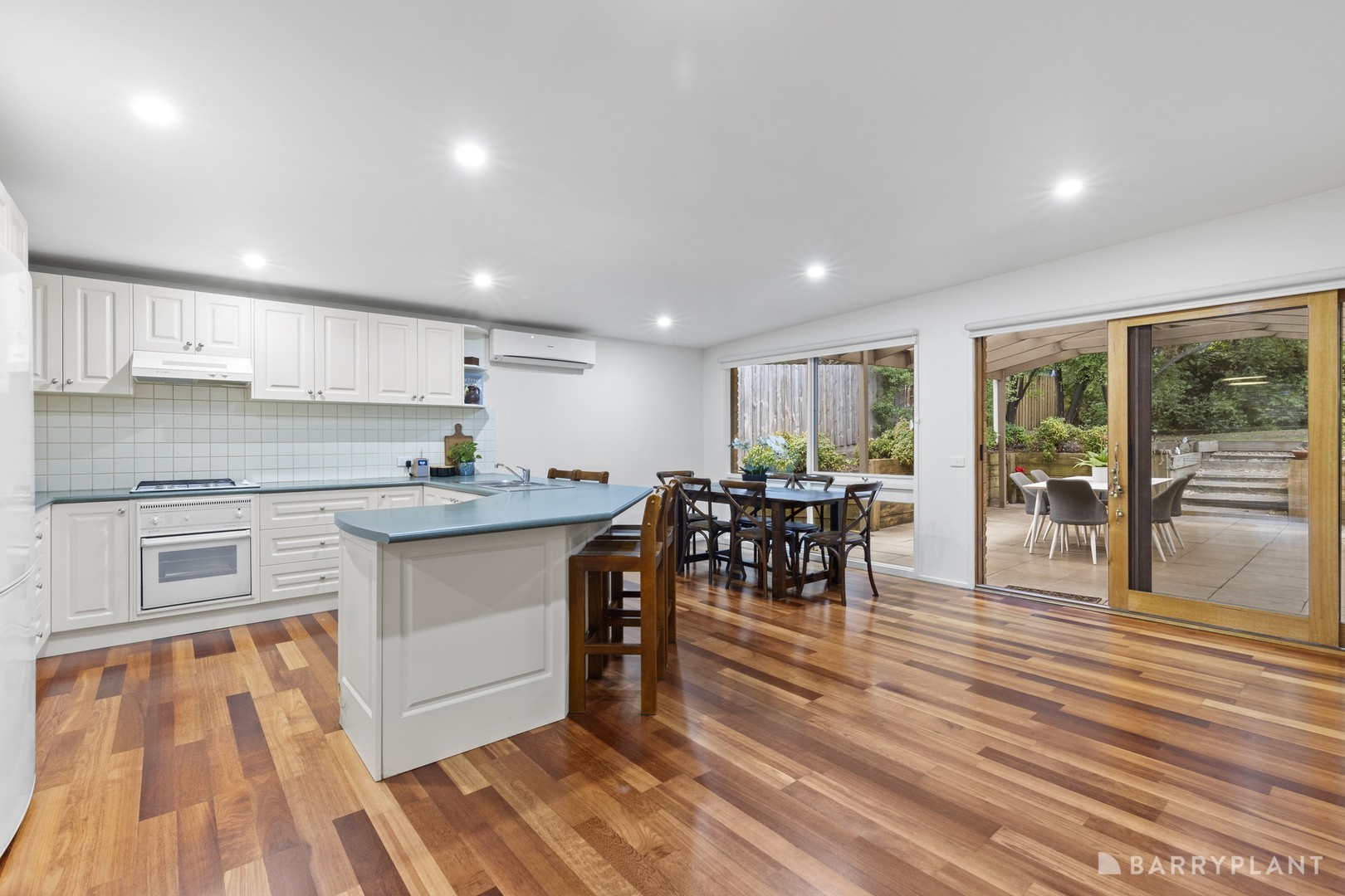 21 Hender Street, Ringwood East, VIC 3135, Ringwood East - Thumbnail 7