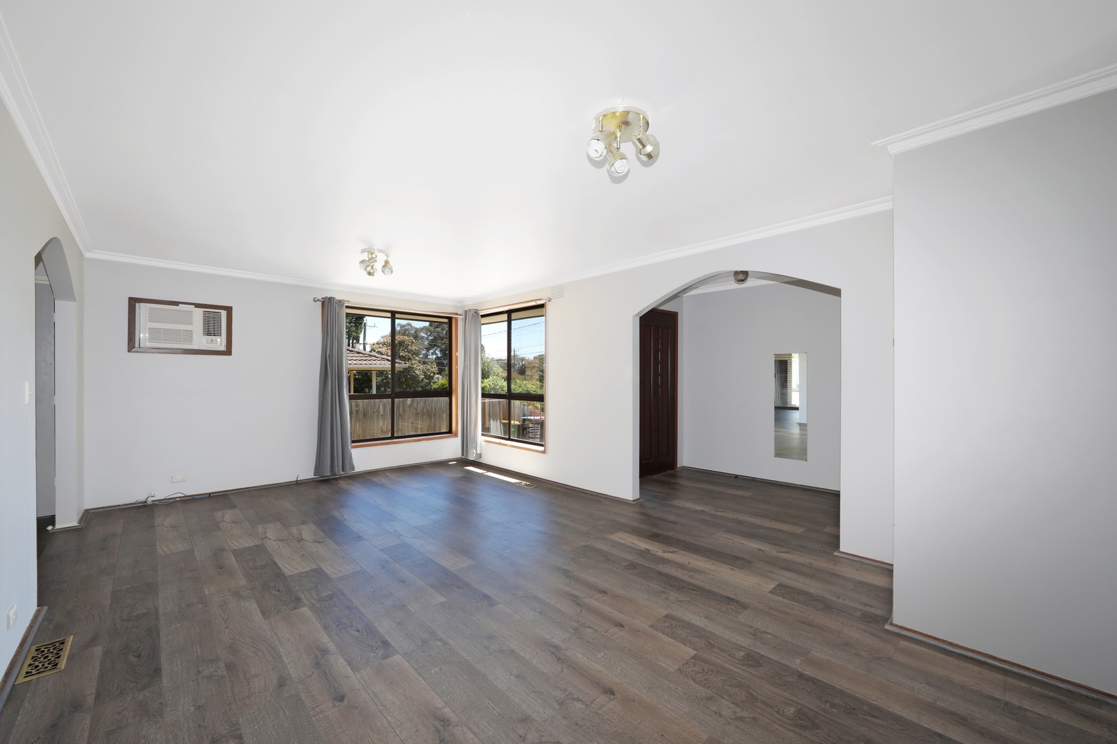 21 Hillview Avenue, Rowville, VIC 3178, Rowville - Thumbnail 2