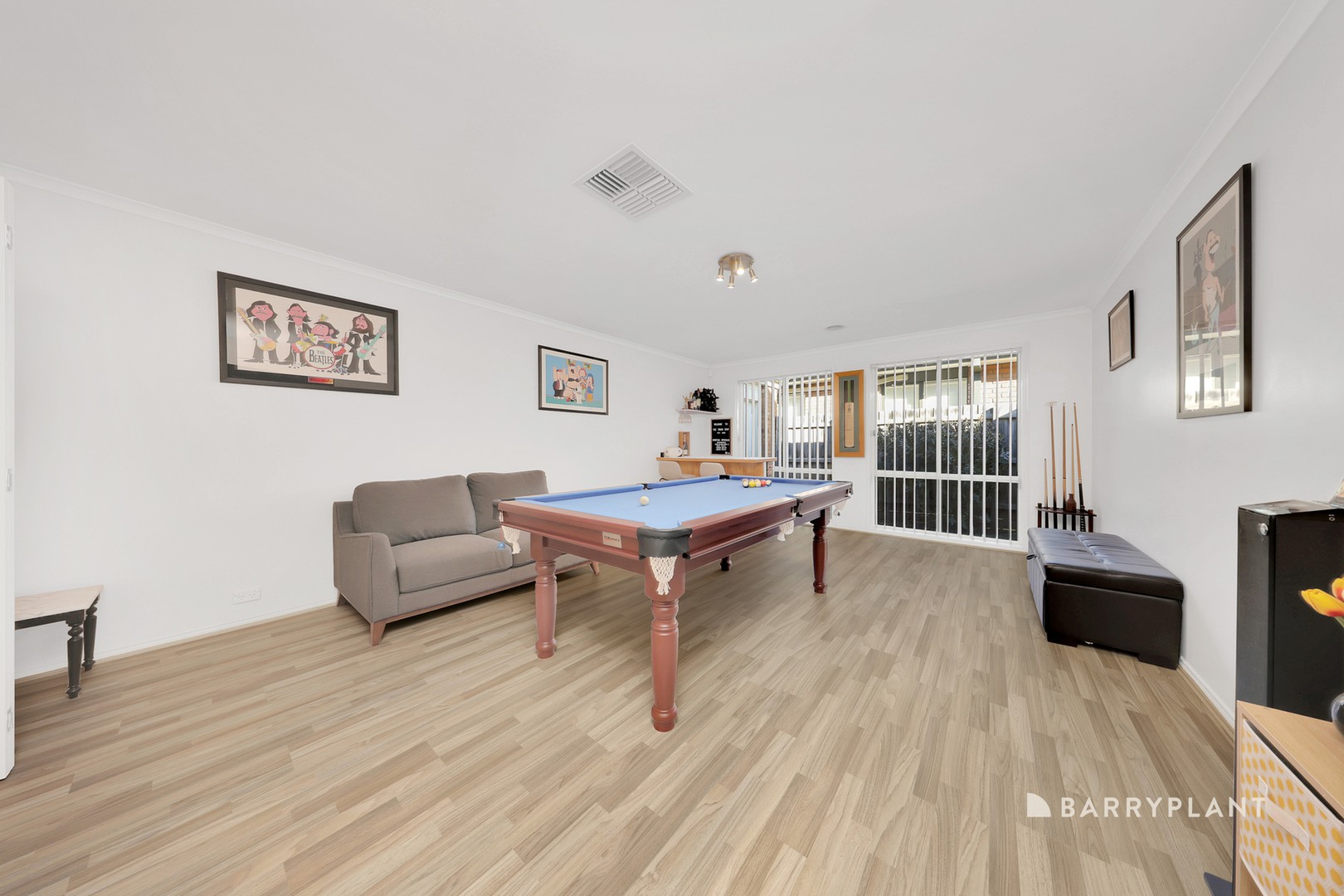 21 Hobson Crescent, Mill Park, VIC 3082 - Thumbnail 2 - 11/06/2025