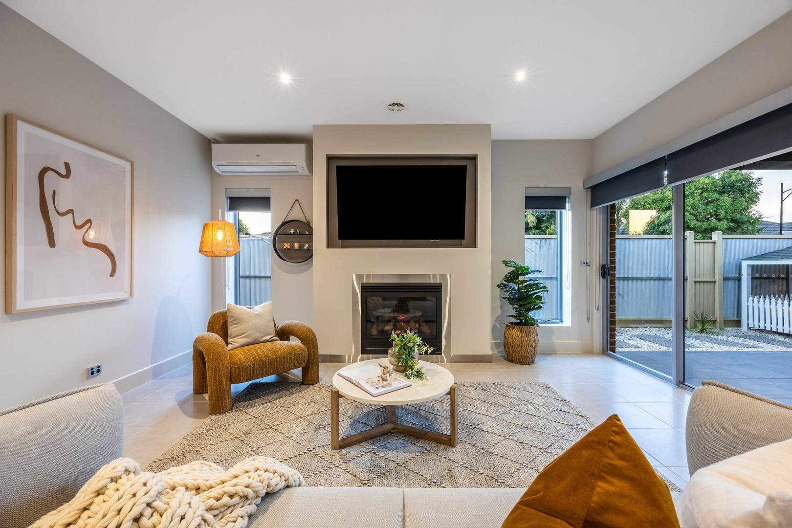 21 Holland Way, Caroline Springs, VIC 3023, Caroline Springs - Thumbnail 3