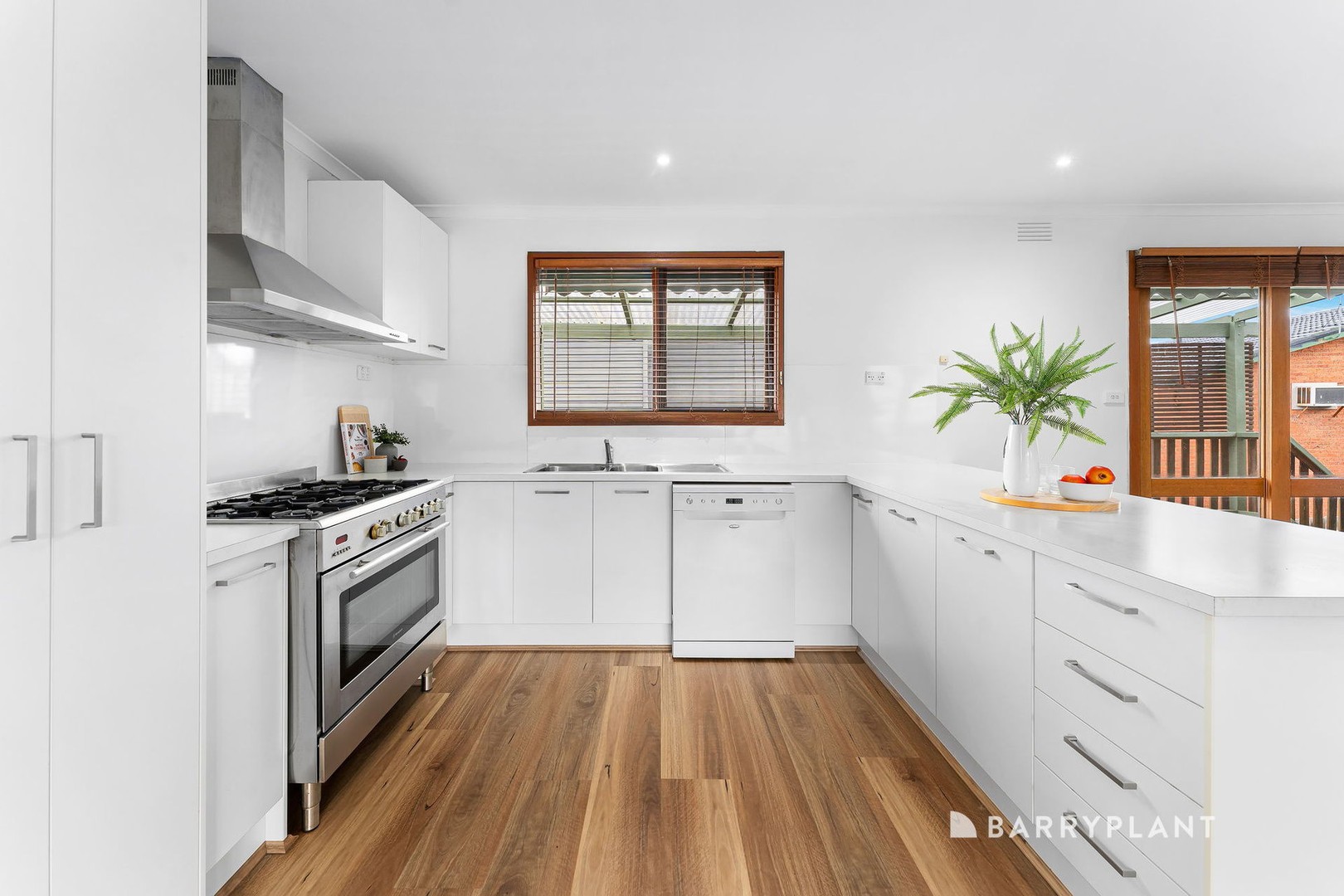 21 Homestead Place, Mill Park, VIC 3082 - Thumbnail 2 - 15/04/2026