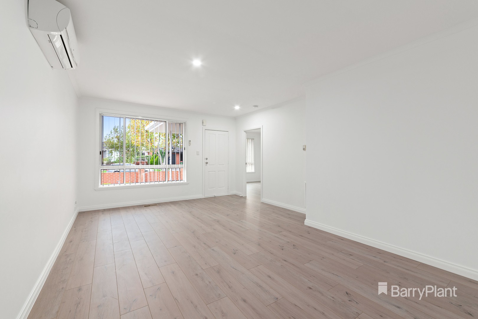 21 Honeysuckle Court, Meadow Heights, VIC 3048, Meadow Heights - Thumbnail 2
