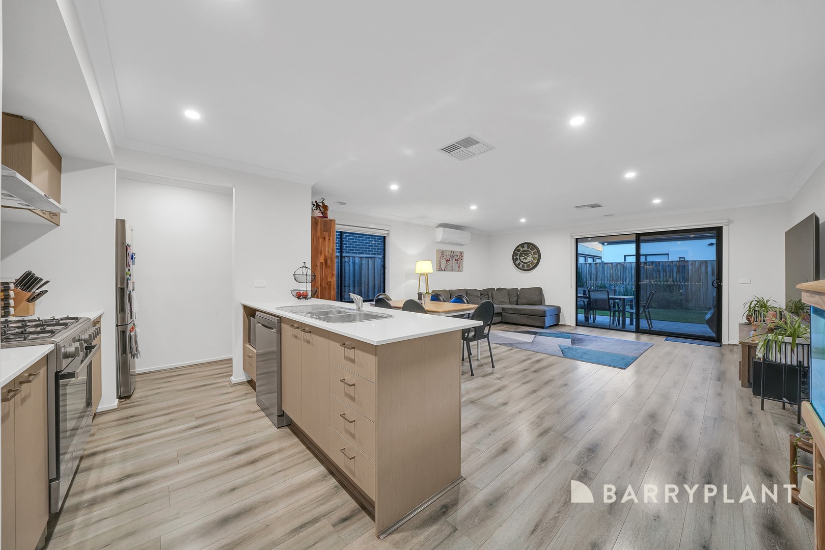 21 Houdini Drive, Tarneit, VIC 3029, Tarneit - Thumbnail 6