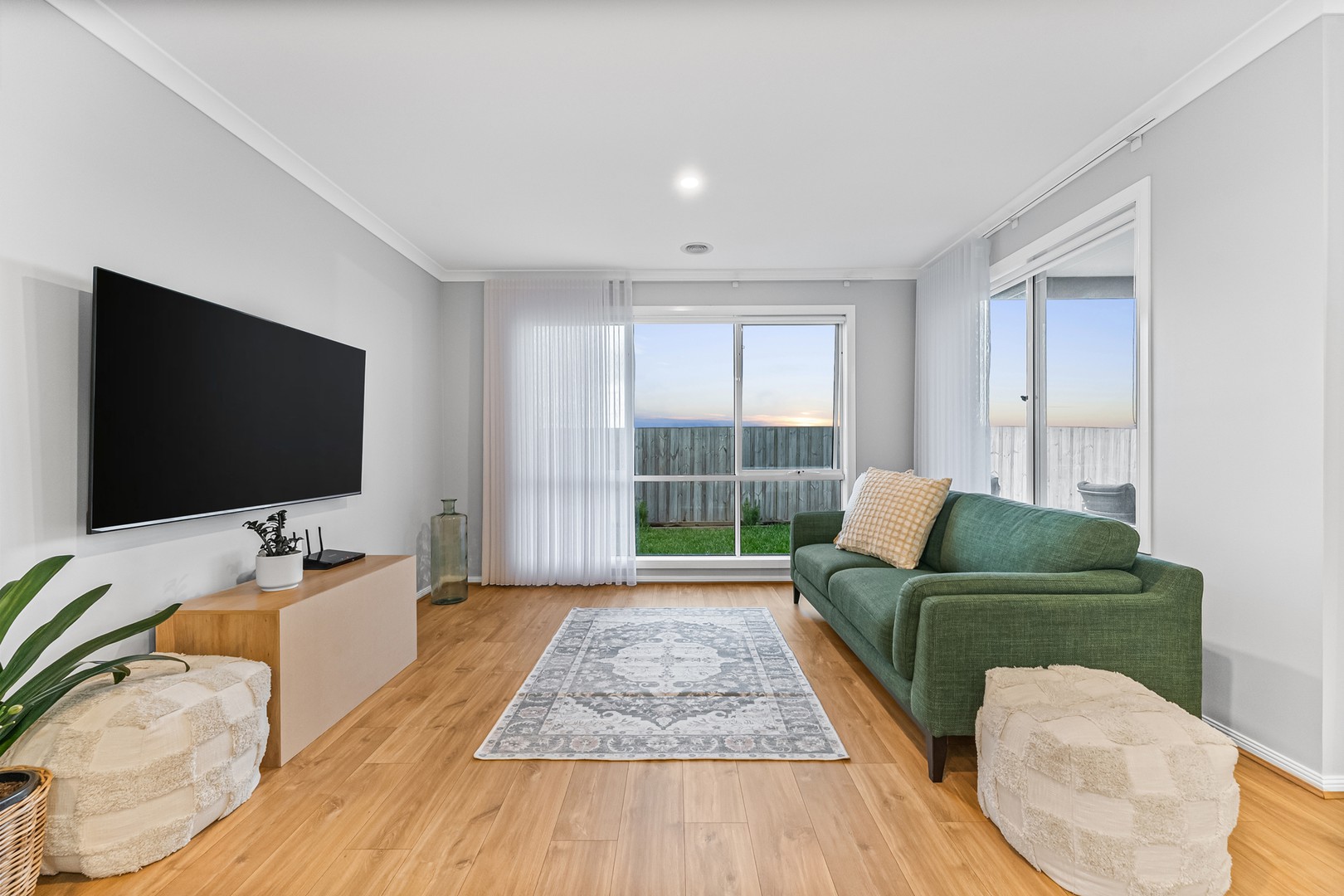 21 Isherwood Road, Deanside, VIC 3336, Deanside - Thumbnail 3