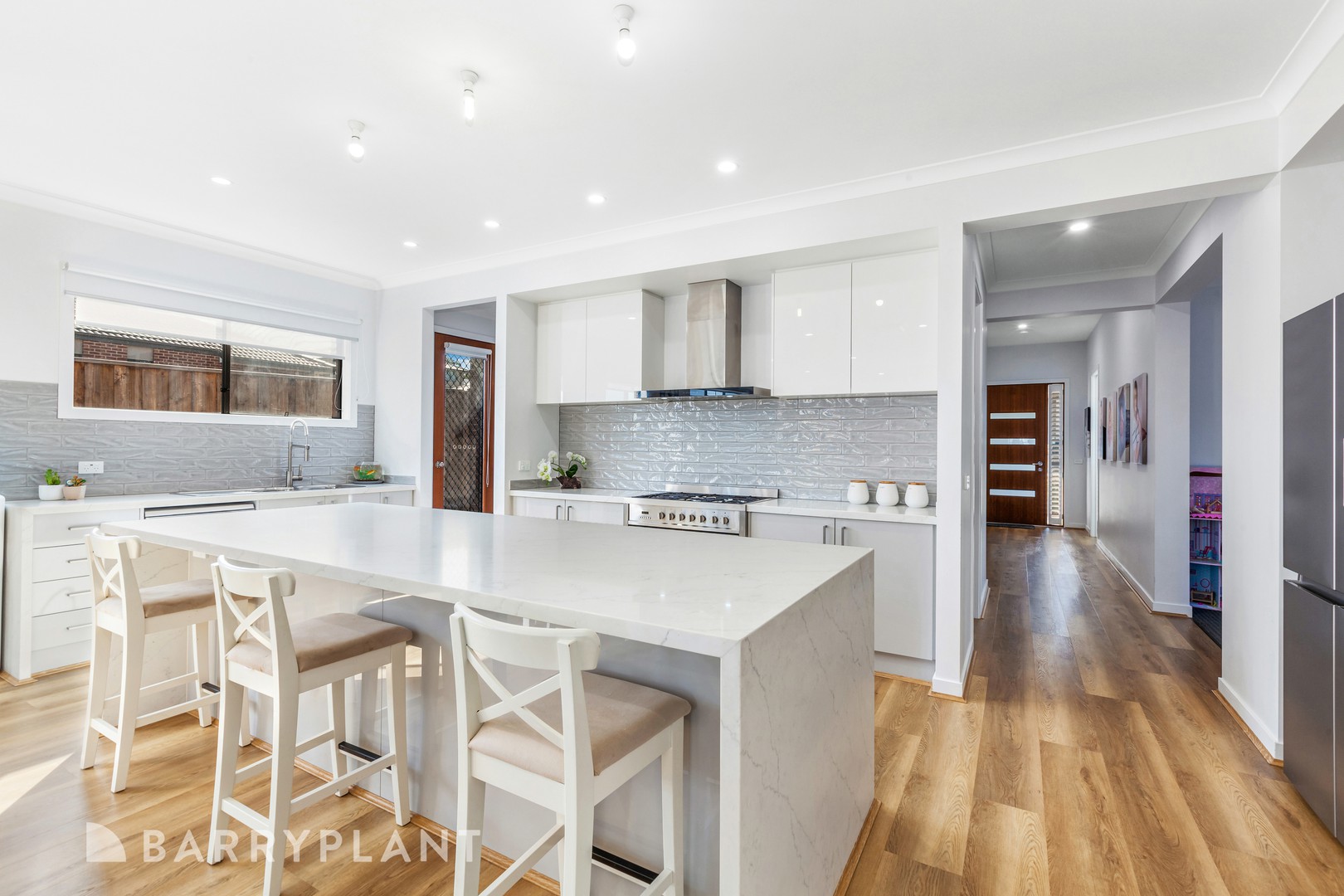 21 Jasmine Place, Wallan, VIC 3756, Wallan - Thumbnail 2