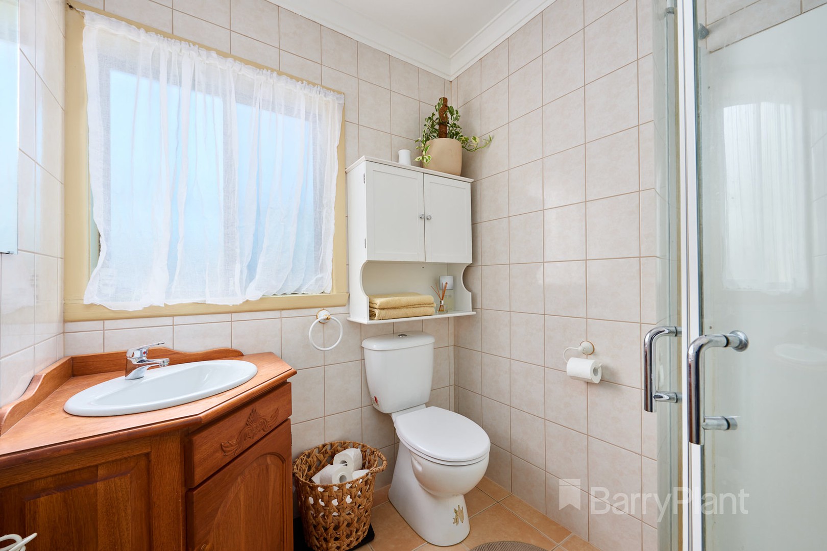 16 Anthony Drive, BURLEIGH WATERS QLD 4220, Burleigh Waters - Thumbnail 8