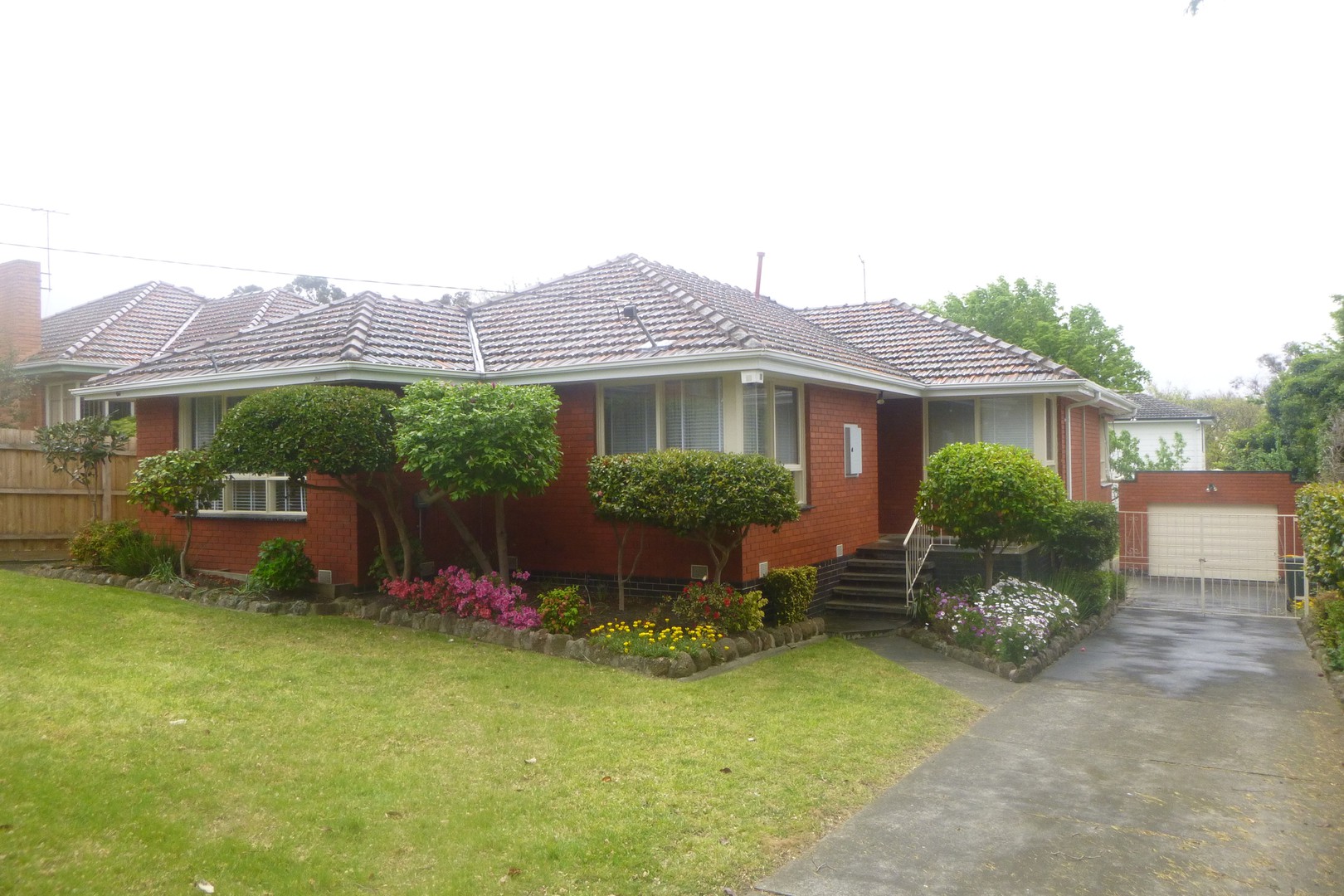 21 Jubilee Street, Mount Waverley, VIC 3149 - Thumbnail 1 - 05/08/2025
