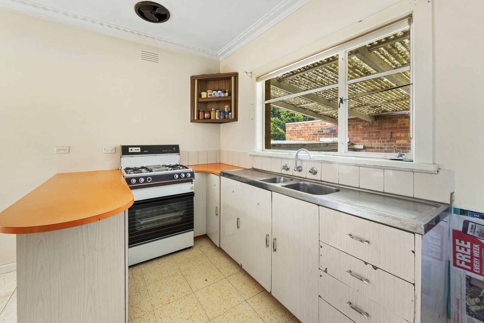 21 Kodre StreetSt Albans, VIC 3021, St Albans - Thumbnail 4