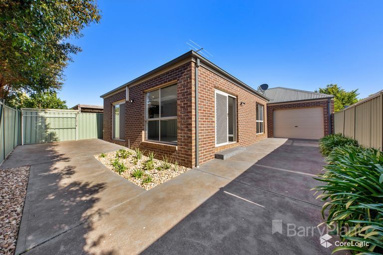 21 Kunuka Circuit, Caroline Springs, VIC 3023, Caroline Springs - Thumbnail 8