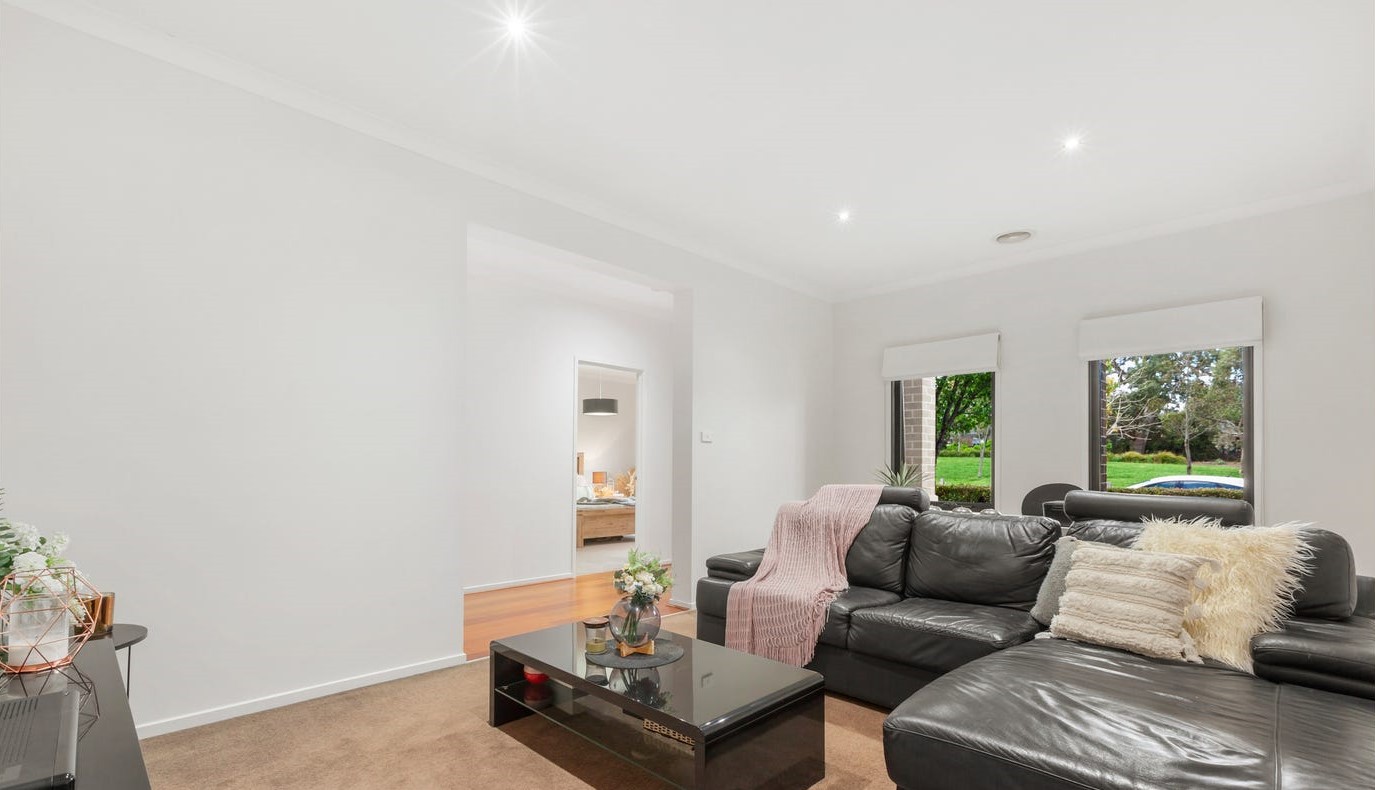 21 Langdon DriveMernda, VIC 3754  - Leased, Mernda - Thumbnail 2