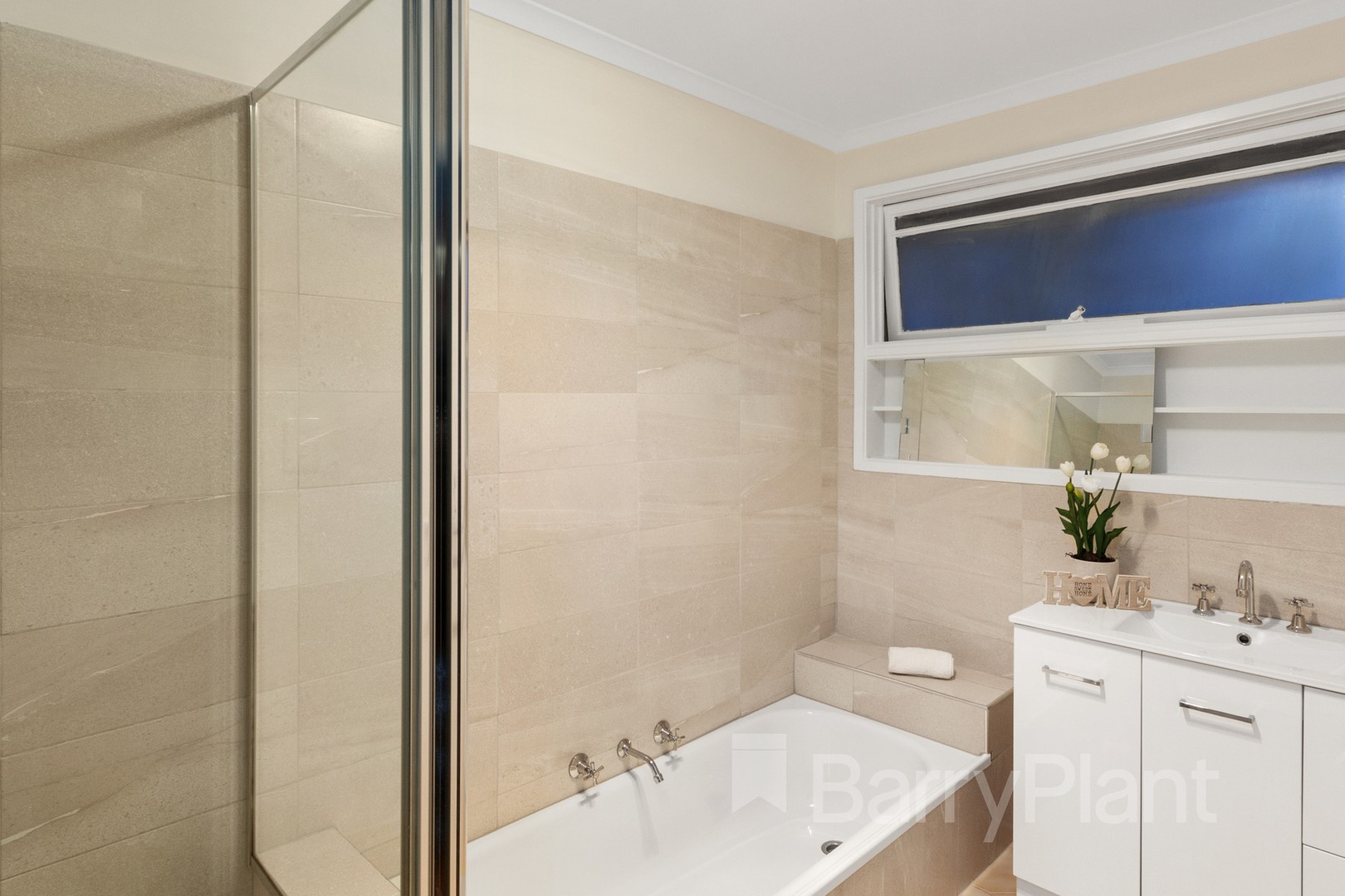 21 Loxton Avenue, Wantirna South, VIC 3152, Wantirna South - Thumbnail 2