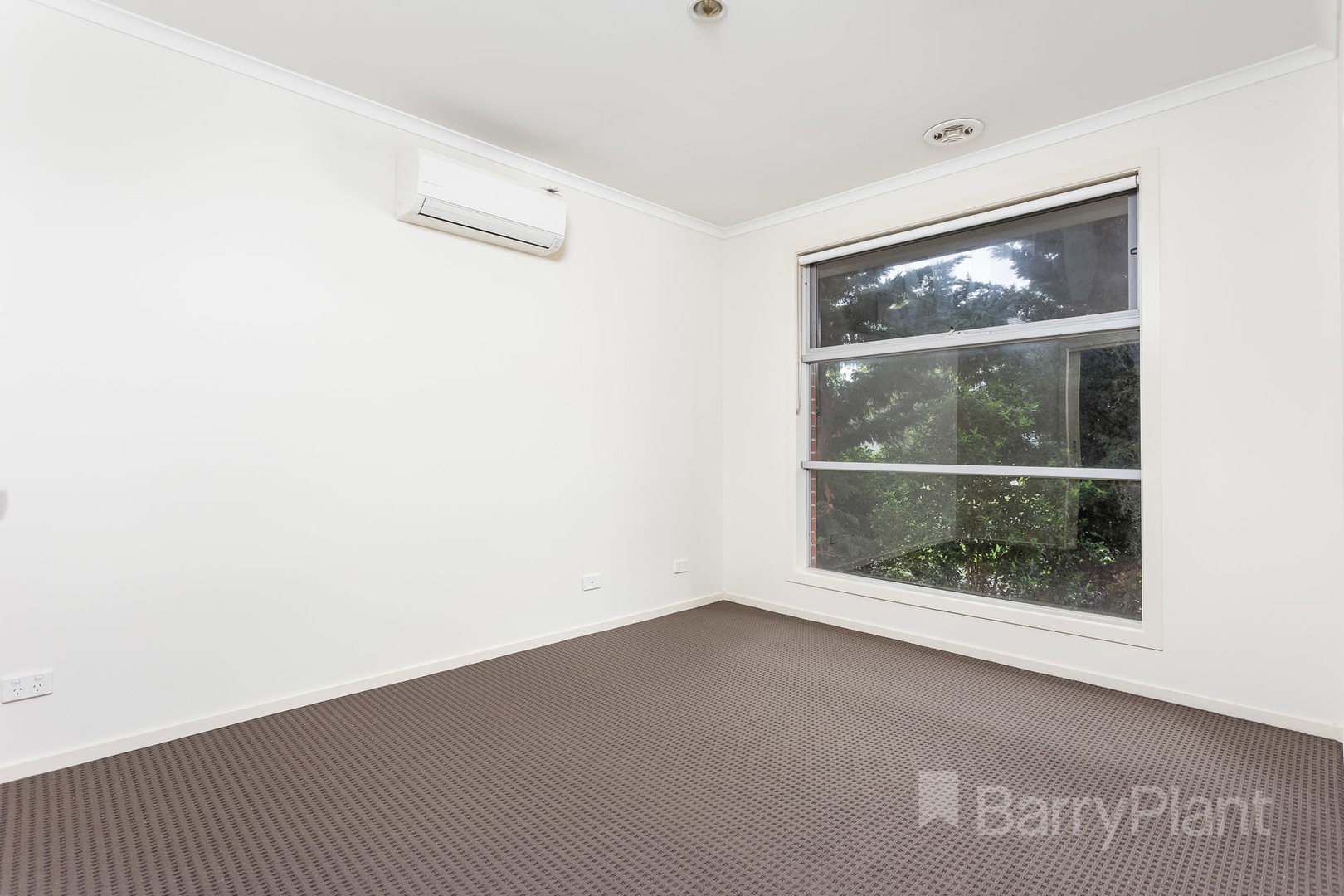 21 Maddock Street, Point Cook, VIC 3030, Point Cook - Thumbnail 2