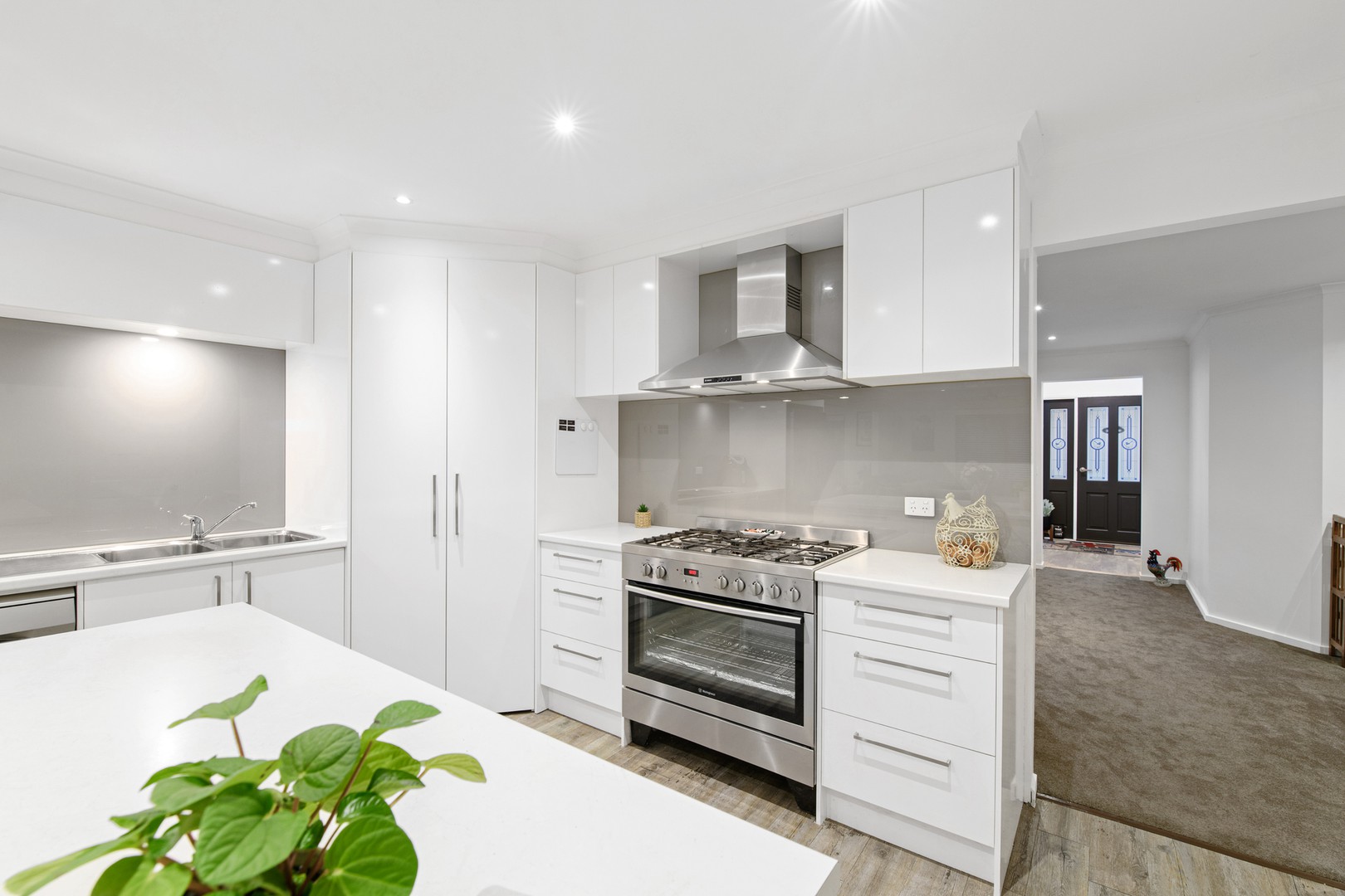 21 Madison Avenue, Narre Warren, VIC 3805, Narre Warren - Thumbnail 3