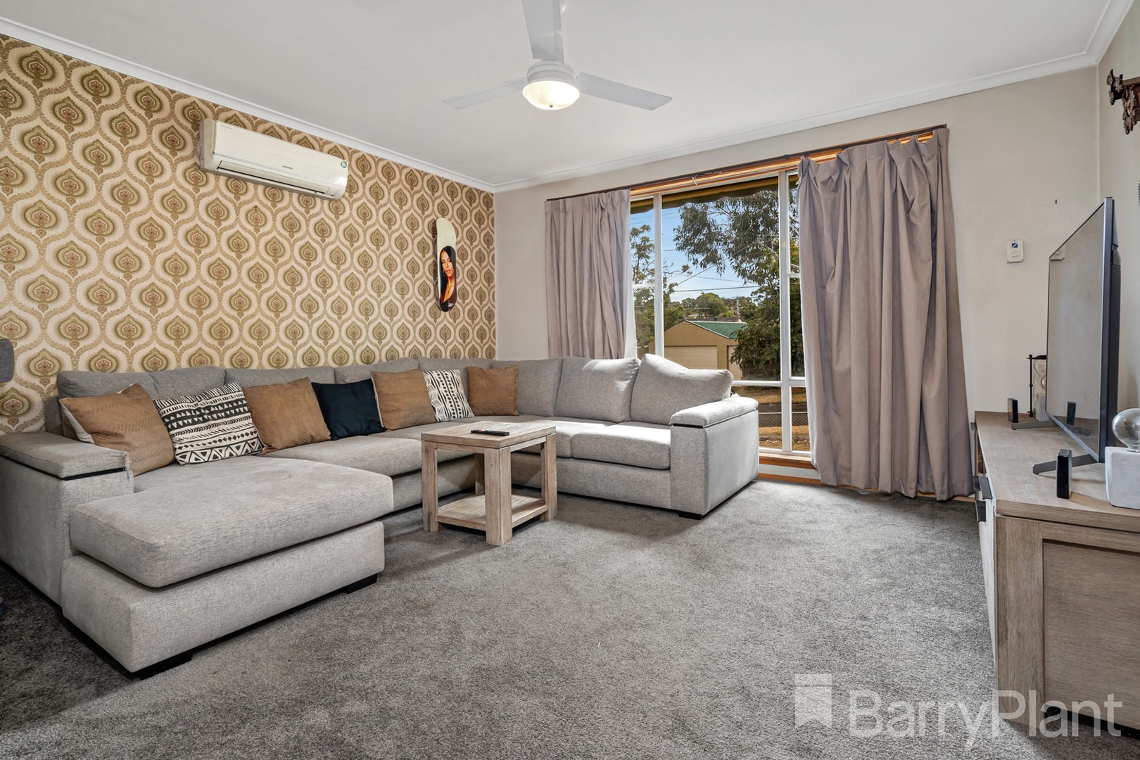 21 Manfred Street, Watsonia, VIC 3087 - Thumbnail 2 - 02/03/2022