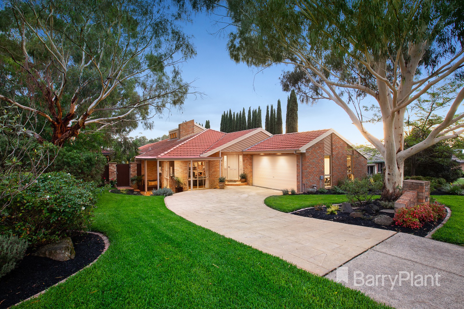 21 Maygrand CloseKilsyth South, VIC 3137, Kilsyth South - Thumbnail 2