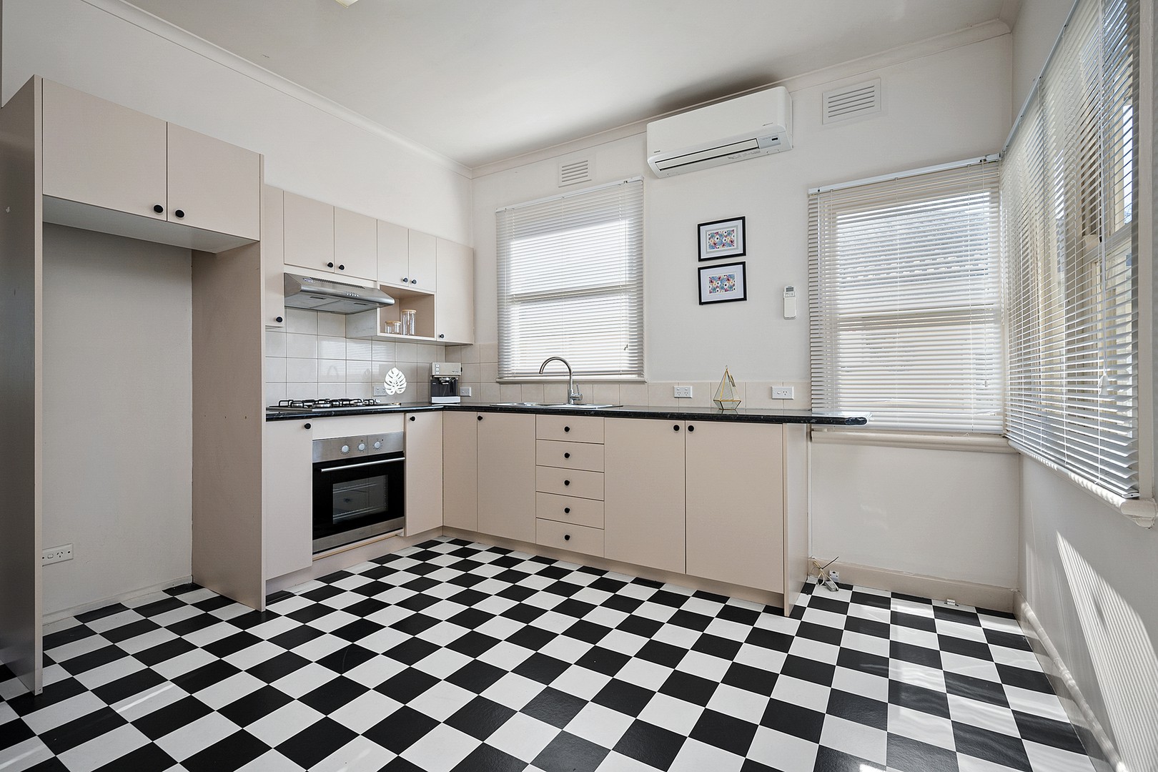 21 McColl Street, Reservoir, VIC 3073, Reservoir - Thumbnail 7