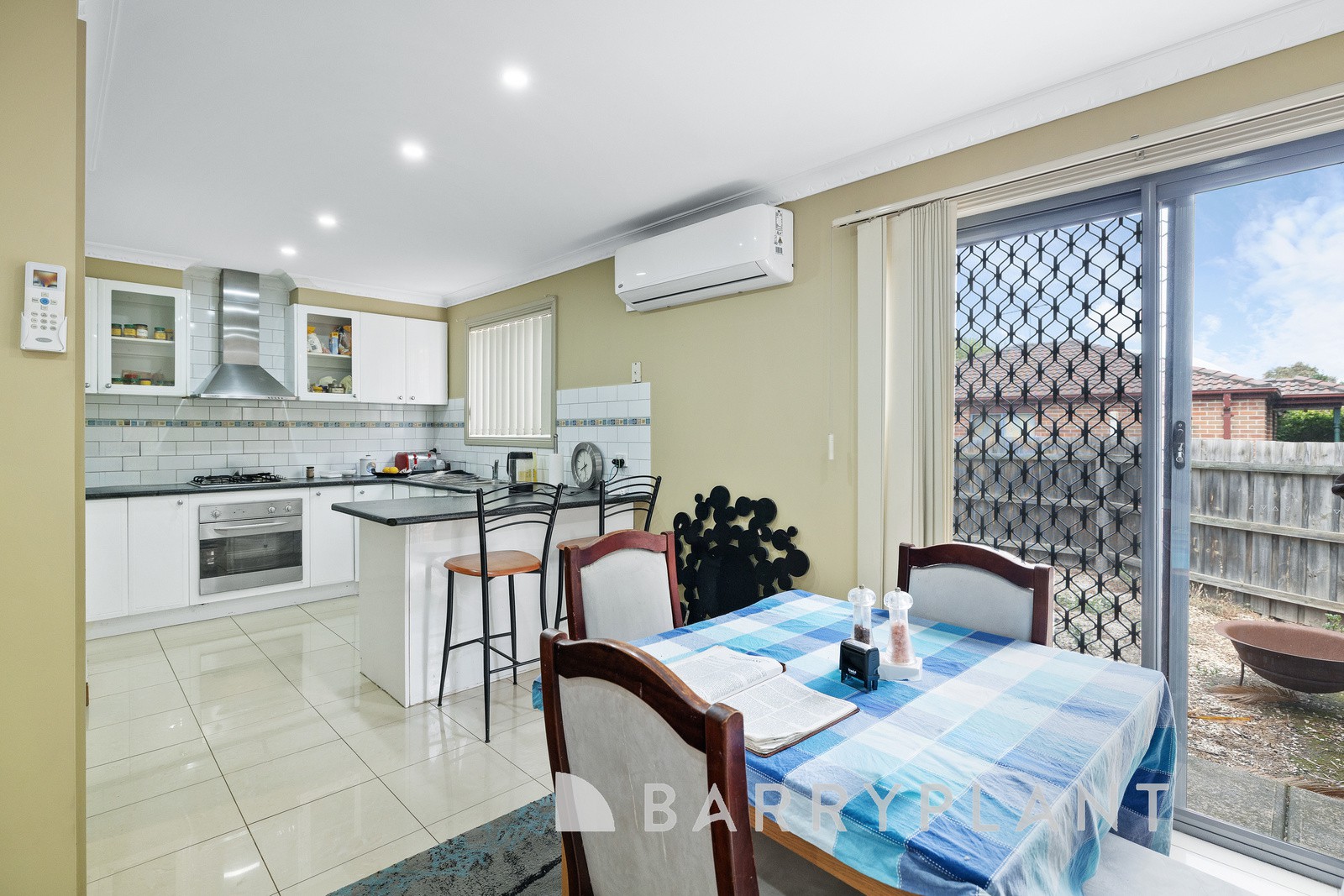 21 Mckenzie Street, Melton, VIC 3337, Melton - Thumbnail 6
