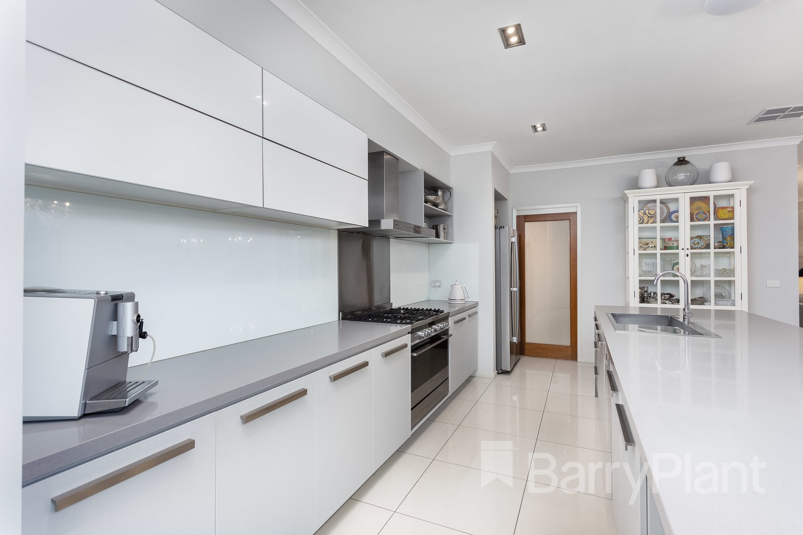 21 Moncrieff Parade, Point Cook, VIC 3030, Point Cook - Thumbnail 2