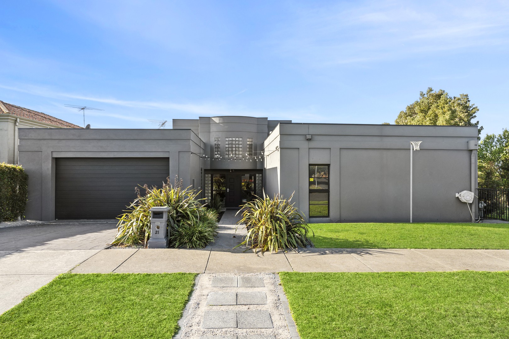 21 Montrose Place, Highton, VIC 3216 - Thumbnail 2 - 21/11/2025