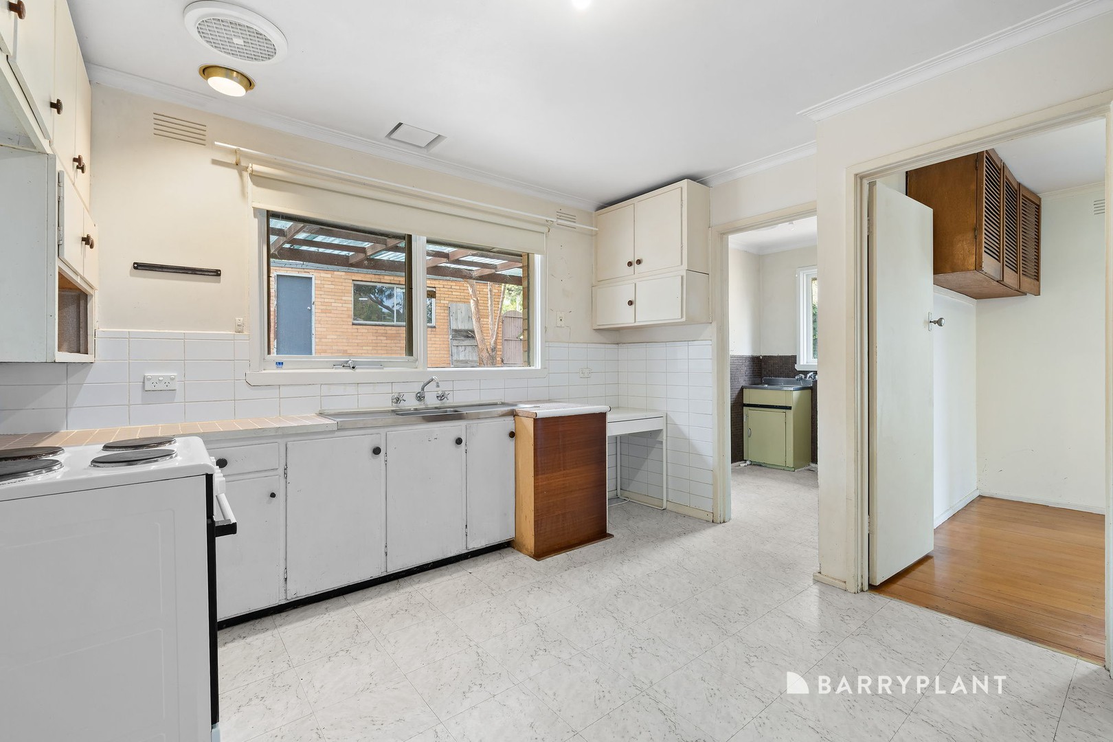 21 Nielsen Avenue, Nunawading, VIC 3131 - Thumbnail 2 - 25/03/2026