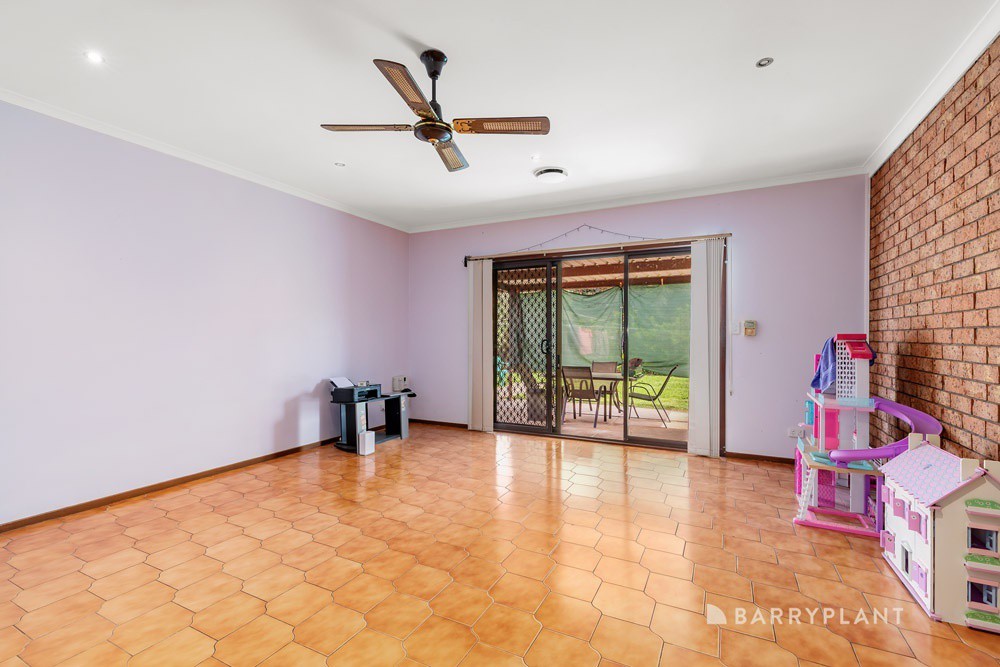 21 Norwood Road, Mill Park, VIC 3082, Mill Park - Thumbnail 6
