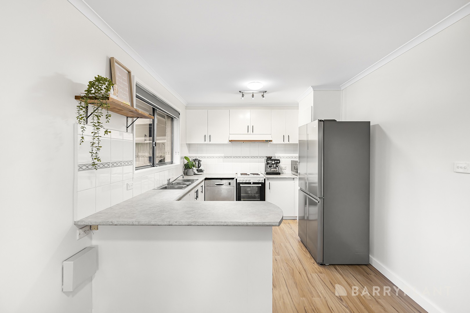 21 Penola Drive, Seville, VIC 3139, Seville - Thumbnail 3