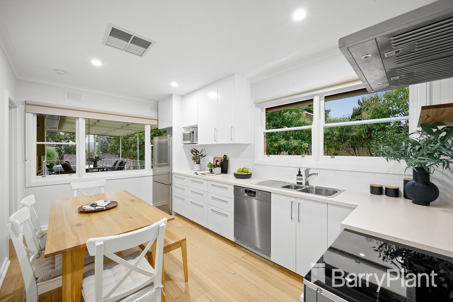 21 Plenty Lane, Greensborough, VIC 3088, Greensborough - Thumbnail 3