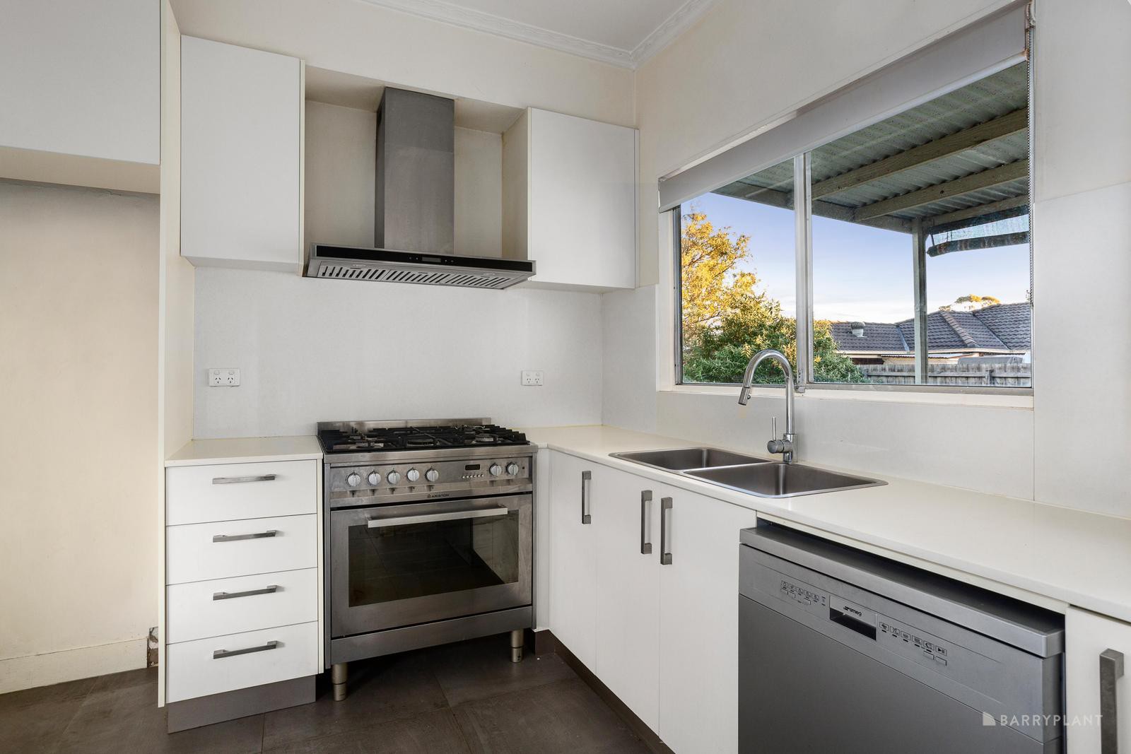 21 Poplar Crescent, Bellfield, VIC 3081, Bellfield - Thumbnail 3