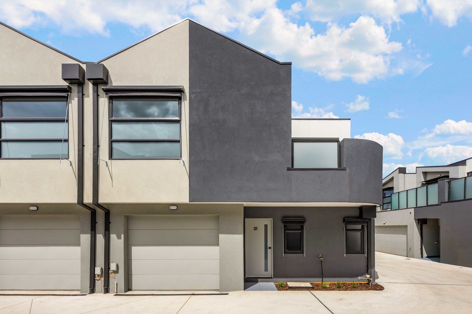 21 Porteous Retreat, Sydenham, VIC 3037 - Thumbnail 2 - 07/11/2025