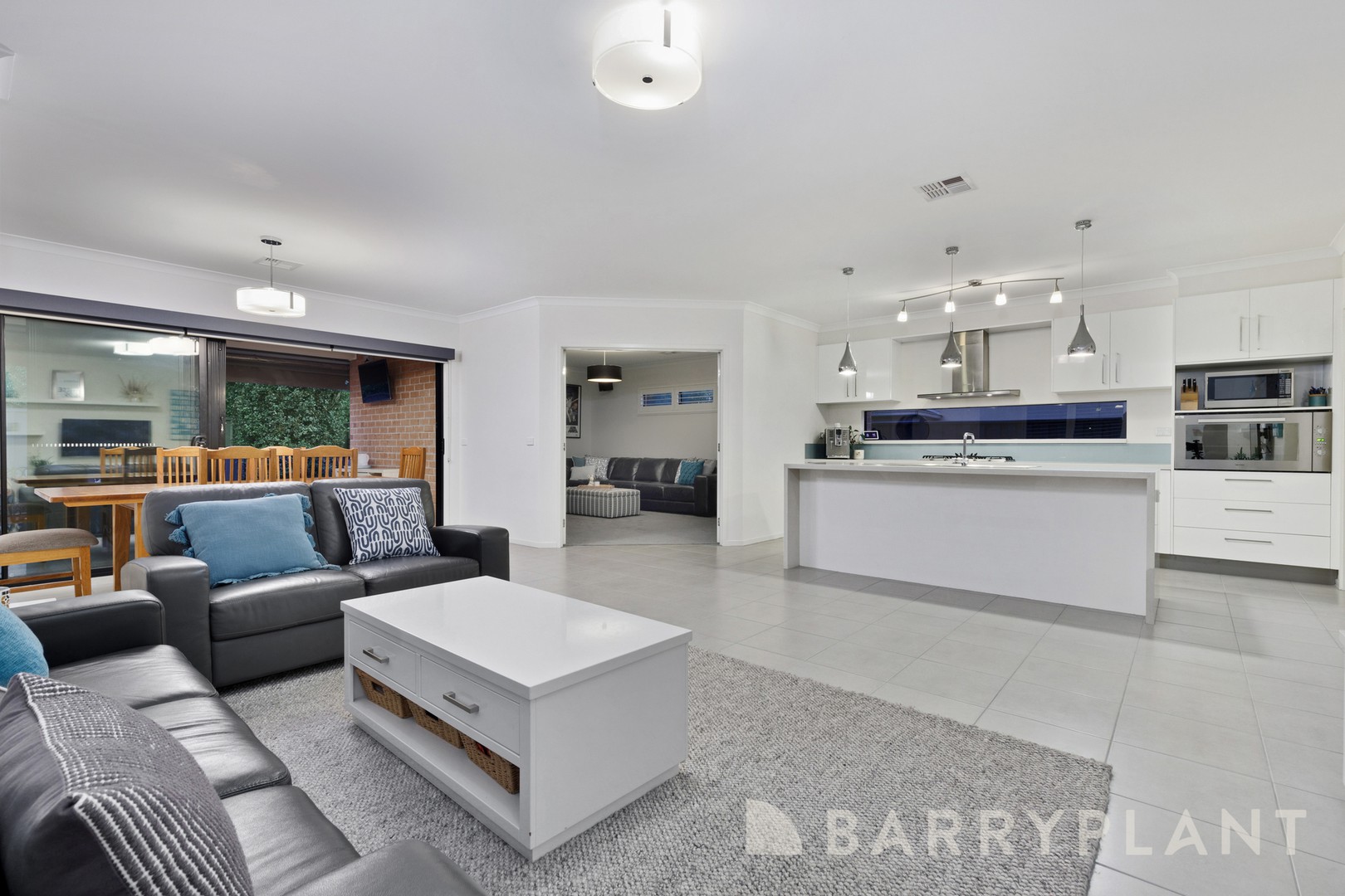 21 Queens Gardens, Bundoora, VIC 3083, Bundoora - Thumbnail 3