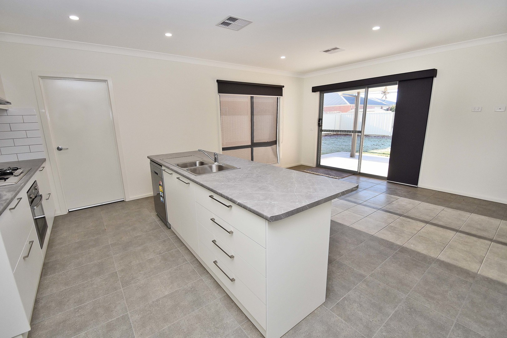 21 Rita Drive, Mildura, VIC 3500, Mildura - Thumbnail 3
