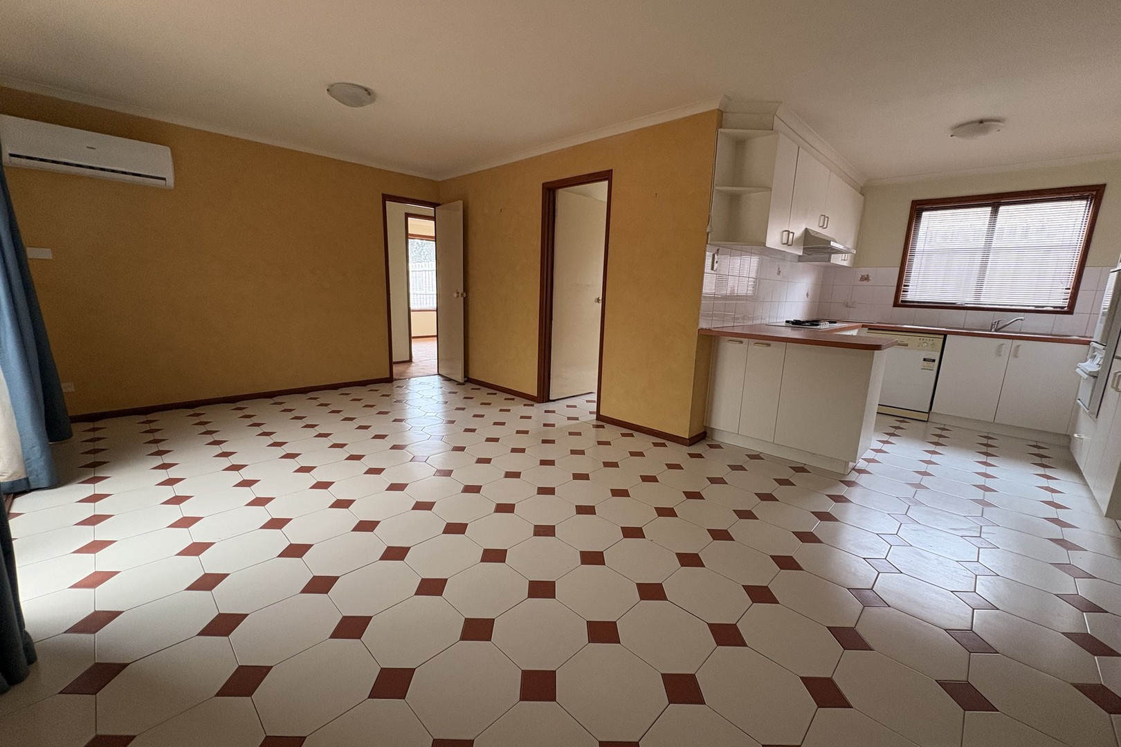 21 Sainsbury Avenue, Hillside, VIC 3037, Hillside - Thumbnail 2