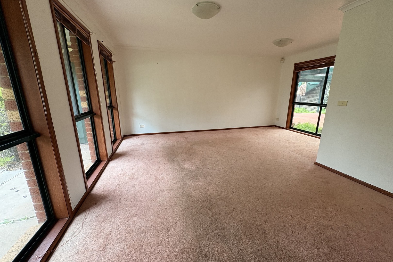 21 Sainsbury Avenue, Hillside, VIC 3037, Hillside - Thumbnail 4