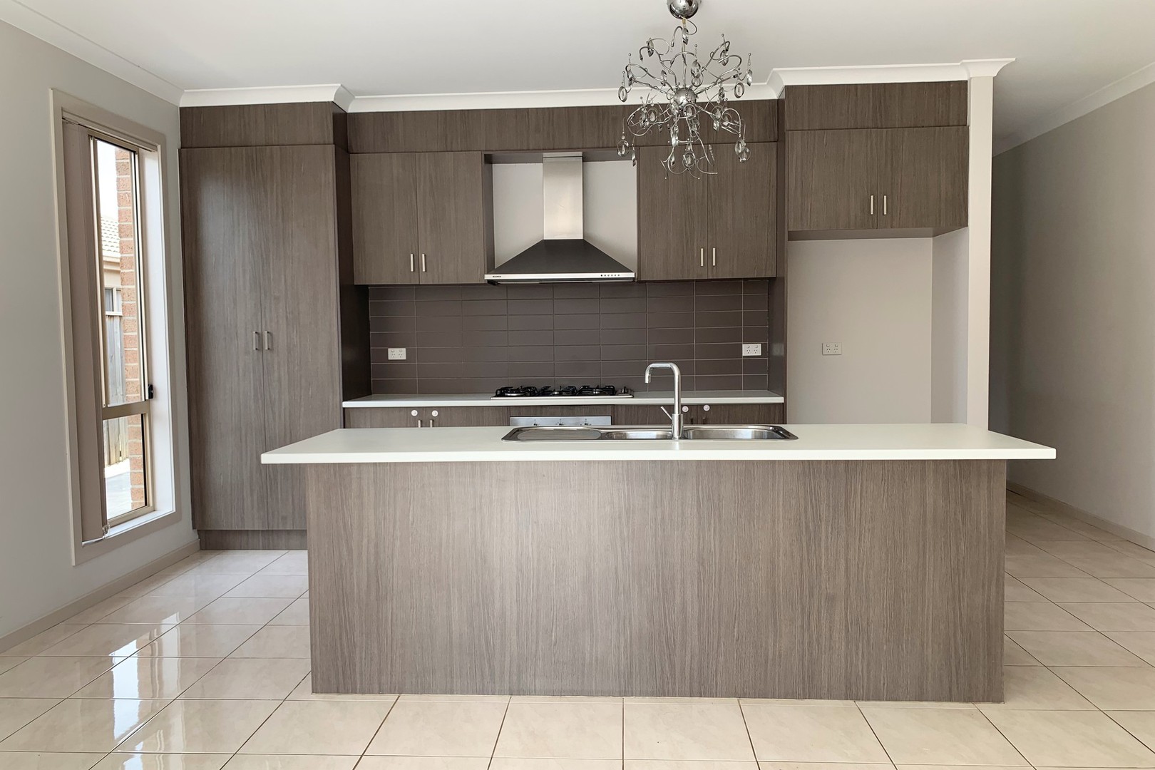 21 Saltbush Crescent, Brookfield, VIC 3338 - Thumbnail 2 - 16/12/2021