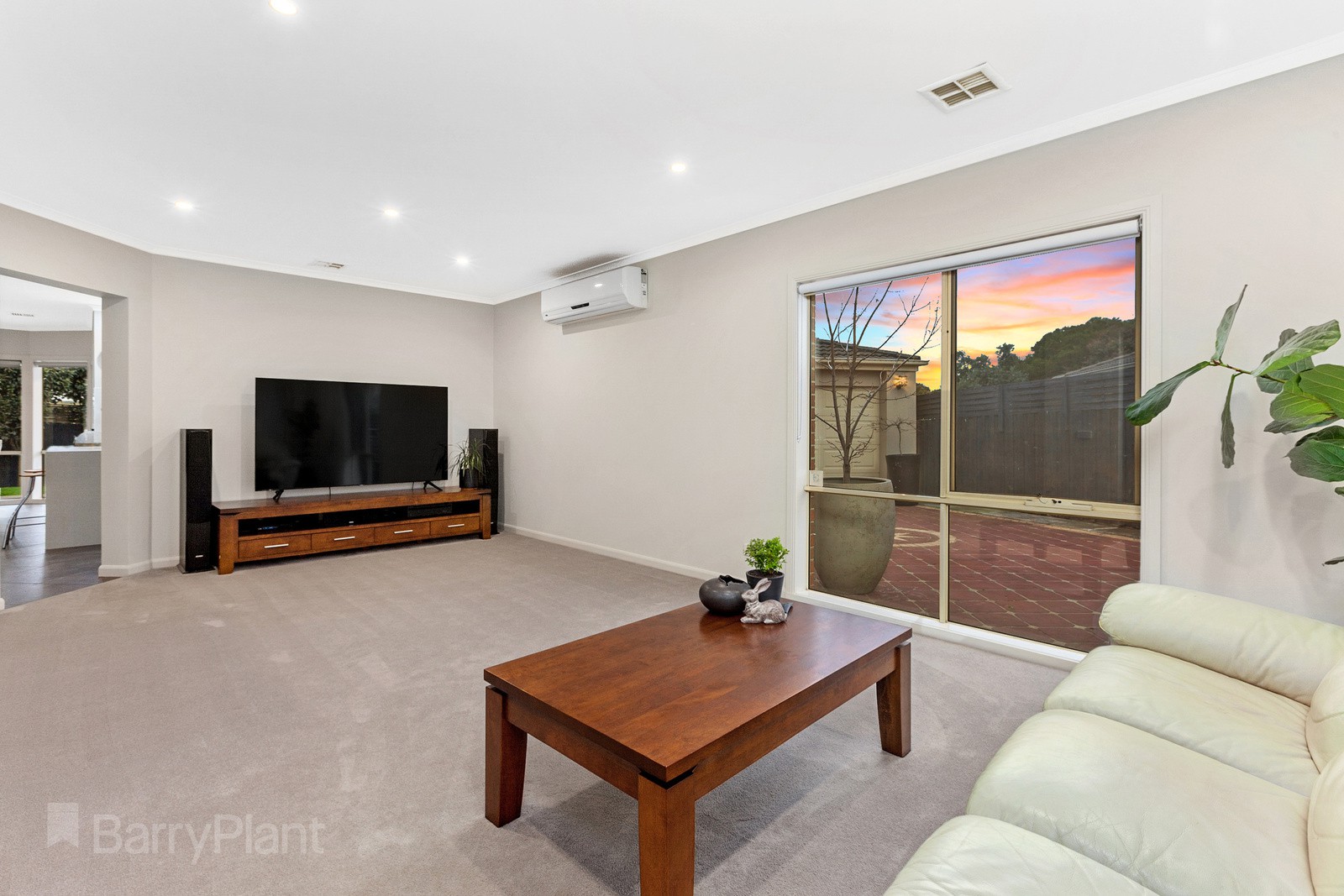 21 Seaeagle AvenuePoint Cook, VIC 3030, Point Cook - Thumbnail 4