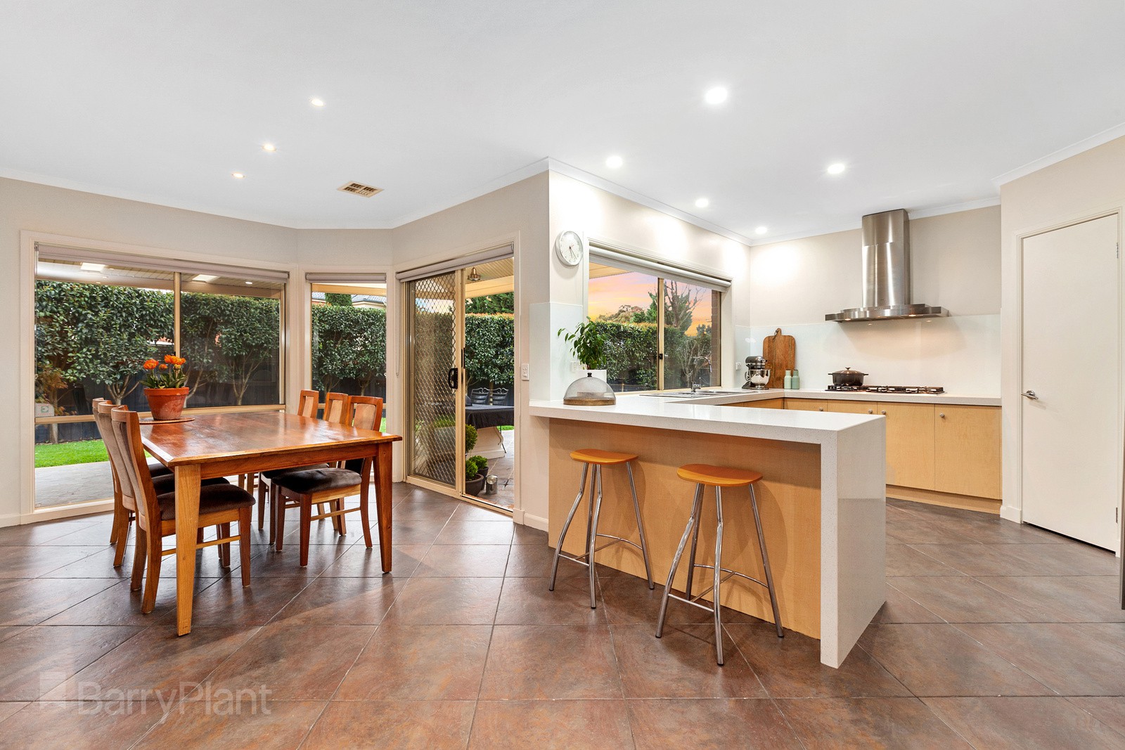 21 Seaeagle AvenuePoint Cook, VIC 3030, Point Cook - Thumbnail 6
