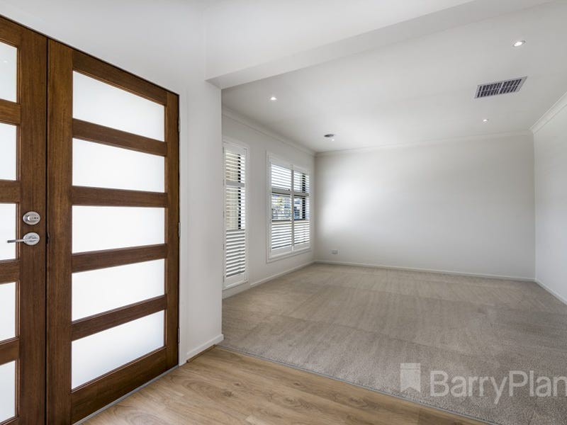 21 Snowdrop Drive, Keysborough, VIC 3173, Keysborough - Thumbnail 2
