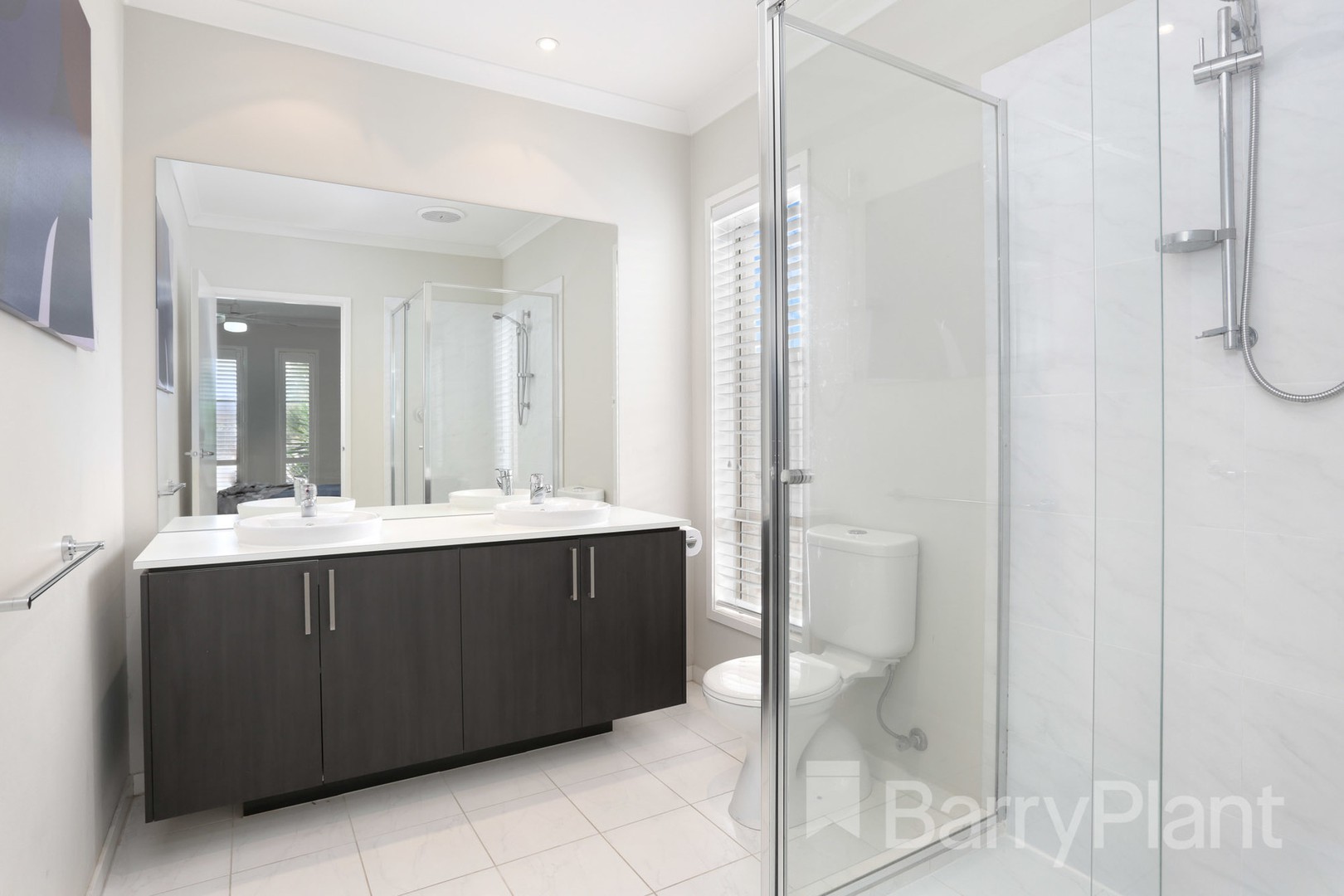 21 Snowsill Circuit, Point Cook, VIC 3030, Point Cook - Thumbnail 2