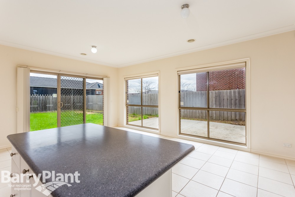 21 South Hampton Drive, Point Cook, VIC 3030, Point Cook - Thumbnail 5