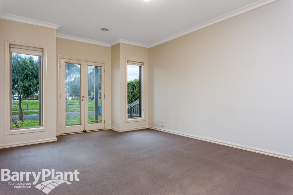 21 South Hampton Drive, Point Cook, VIC 3030, Point Cook - Thumbnail 6