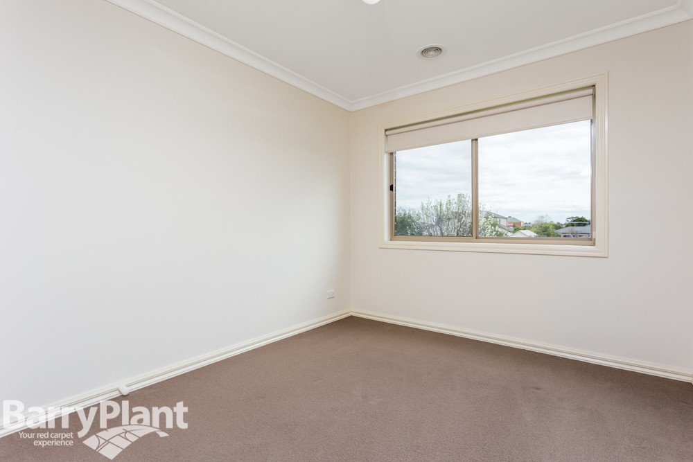 21 South Hampton Drive, Point Cook, VIC 3030, Point Cook - Thumbnail 7