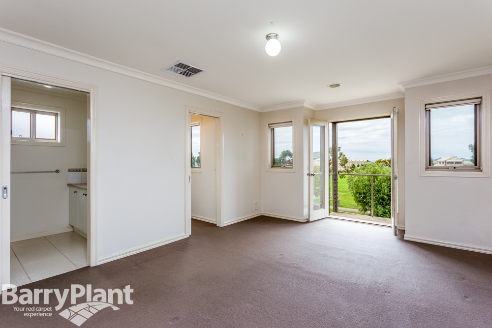 21 South Hampton Drive, Point Cook, VIC 3030, Point Cook - Thumbnail 8