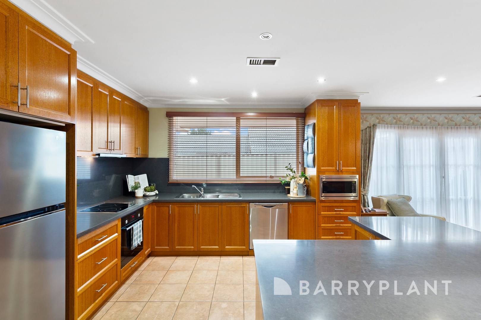 21 Stockwell Crescent, Keilor Downs, VIC 3038, Keilor Downs - Thumbnail 6