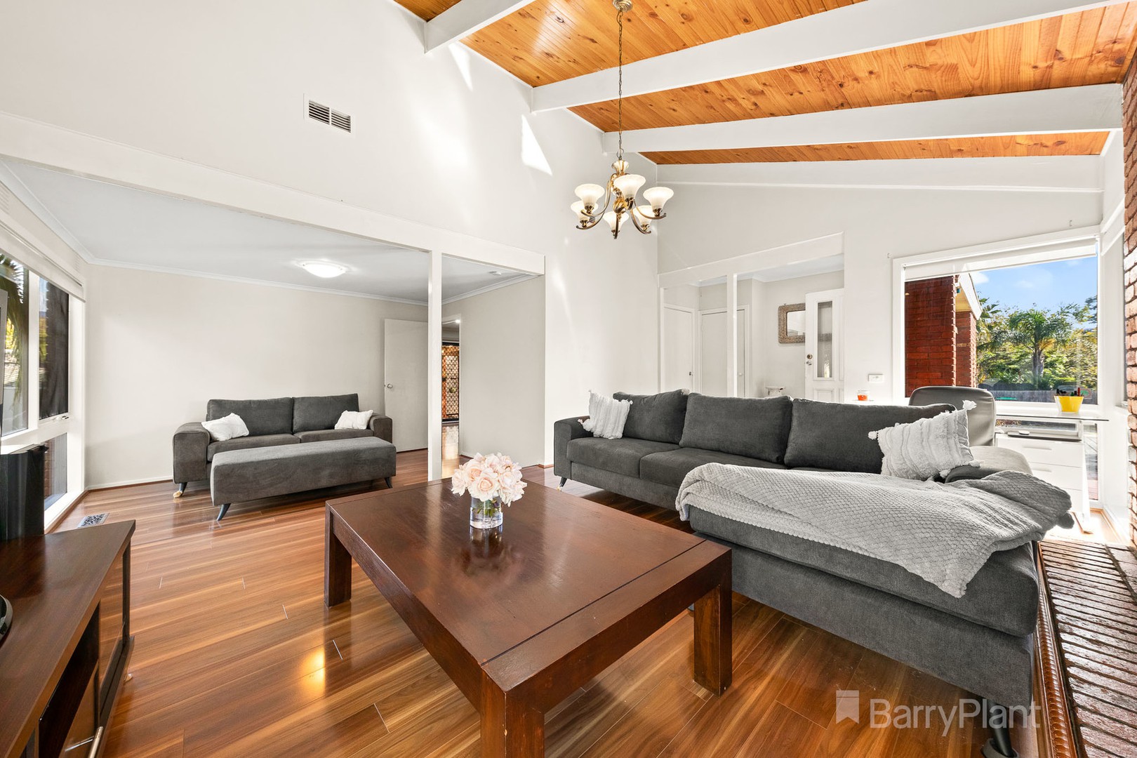 21 Strathavan Drive, Berwick, VIC 3806, Berwick - Thumbnail 3